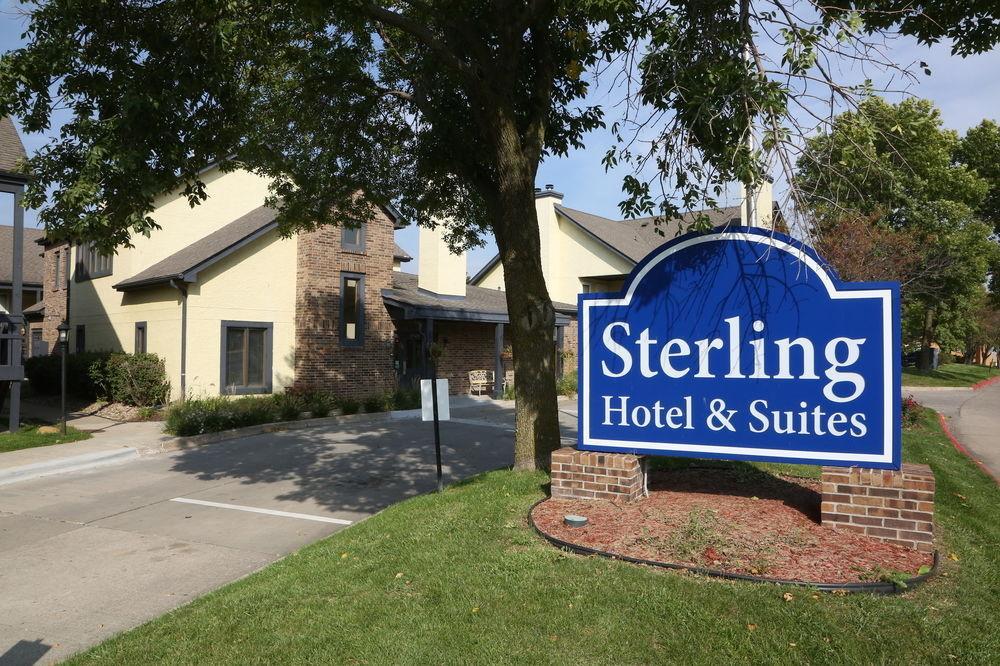 Sterling Hotel And Suites Clive エクステリア 写真